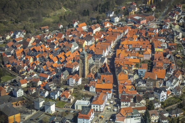 Aerial view, town centre of Wildungen with Protestant church on the town hill, in Bad Wildungen in Hesse. Bad Wildungen, spa centre and state bath in the district of Waldeck-Frankenberg, North Hesse, Hesse, Germany, Bad Wildungen, DEU, Europe, birds-eyes view, aerial view, aerial photography, aerial photography, overview, bird's eye view