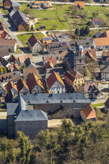 Aerial view, Rhoden in Diemelsee in Hesse, historic town centre with Rhoden Castle, transitional building from a castle complex to a castle, Rhoden Protestant Church. Diemelsee, district Waldeck-Frankenberg, North Hesse, Upland, Hesse, Germany, Diemelstadt, DEU, Europe, birds-eyes view, aerial view, aerial photography, aerial photography, overview, overview, bird's eye view