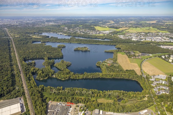 Aerial view, Elbsee, Unterbacher See and Menzelsee, railway line, Unterbach, Düsseldorf, Ruhr area, North Rhine-Westphalia, Germany, railway tracks, DE, Europe, green trees, landscape, landscape forms, aerial view, aerial photography, aerial photography, lake, overview, bird's eye view, birds-eyes view, green lung, overview