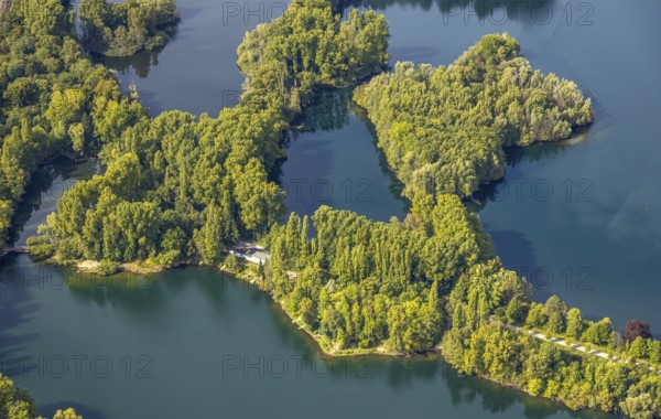 Aerial view, Elbsee and Menzelsee, footpath and green trees, Unterbach, Düsseldorf, Ruhr area, North Rhine-Westphalia, Germany, railway tracks, DE, Europe, green trees, landscape, landscape forms, aerial view, aerial photography, aerial photography, lake, overview, bird's eye view, birds-eyes view, green lung, overview