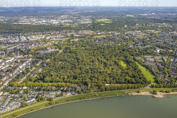Aerial view, Benrath Castle with castle park and castle pond, Benrath, Düsseldorf, Ruhr area, North Rhine-Westphalia, Germany, DE, monument protection, Europe, aerial view, aerial photography, aerial photography, nature reserve, park, castle, pond, overview, bird's-eye view, bird's-eye view, overview