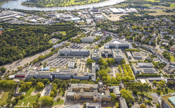 Aerial view, Henkel chemical plant area, industrial area, Holthausen, Düsseldorf, Ruhr area, North Rhine-Westphalia, Germany, DE, Europe, commercial enterprise, commercial area, commercial park, commercial site, commercial use, industrial area, industrial site, aerial photograph, aerial photography, aerial photography, overview, bird's-eye view, bird's-eye view, overview