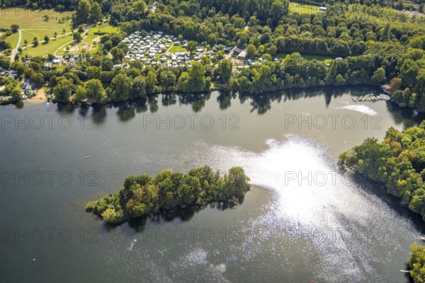 Aerial view, wooded island and campsite south Unterbacher See, Unterbach, Düsseldorf, Ruhr area, North Rhine-Westphalia, Germany, camping, camping site, campsite, DE, Europe, leisure, hobby, island, aerial view, aerial photography, aerial photography, lake, overview, bird's-eye view, overview