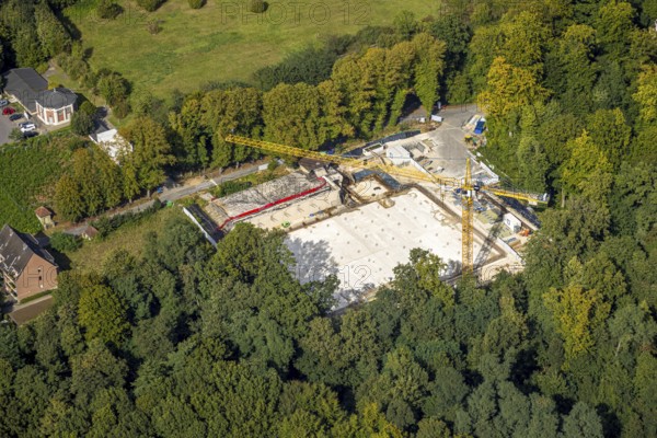 Aerial view, construction site and new building with construction crane Auf der Hardt, at LVR Klinikum, Gerresheim, Düsseldorf, Ruhr area, North Rhine-Westphalia, Germany, construction work, construction area, building site, building plots, construction project, construction site, DE, Europe, aerial view, aerial photography, aerial photography, new building, overview, bird's-eye view, overview