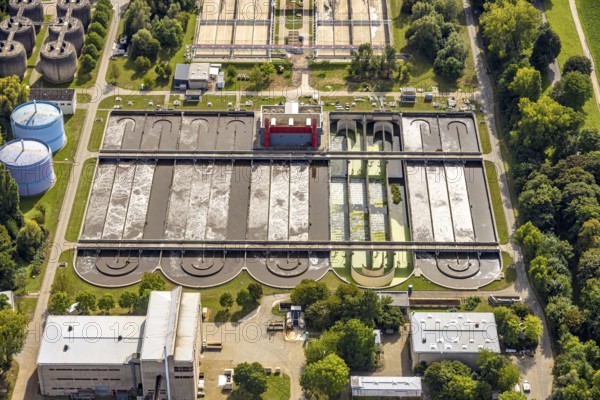 Aerial photo, sewage treatment plant, sewage treatment plant Düsseldorf-Süd, Hamm, Düsseldorf, Ruhr area, North Rhine-Westphalia, Germany, DE, Europe, sewage treatment plant, sewage treatment plant, aerial photography, aerial photography, overview, bird's-eye view, overview