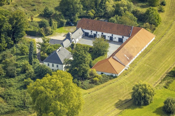 Aerial photo, Schlossmeierhof, Himmelgeist, Düsseldorf, Ruhr area, North Rhine-Westphalia, Germany, DE, Europe, event location, estate, aerial photography, aerial photography, aerial photography, castle, Schloss Meierhof, overview, bird's-eye view, birds-eyes view, overview