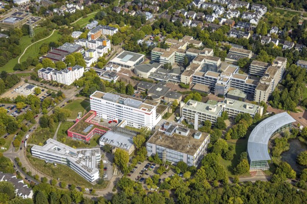 Aerial photo, Heinrich-Heine University, Bilk, Düsseldorf, Ruhr area, North Rhine-Westphalia, Germany, education, educational institution, DE, Europe, university, teaching institute, aerial photography, aerial photography, aerial photography, overview, university, bird's eye view, birds-eyes view, overview