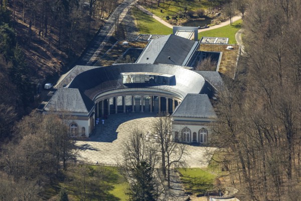 Aerial view, Wandelhalle An den Georg-Viktor-Quelle in Bad Wildungen in Hesse. Bad Wildungen, spa centre and state bath in the district of Waldeck-Frankenberg, North Hesse, Hesse, Germany, Bad Wildungen, DEU, Europe, birds-eyes view, aerial view, aerial photography, aerial photography, overview, overview, bird's eye view