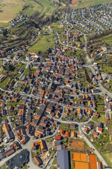 Aerial view, district Mengerinhausen in Bad Arolsen, with St-Georg-Kirche is a gothic hall church typical for the late Middle Ages, district Waldeck-Frankenberg, Hesse, Germany, Bad Arolsen, DEU, Europe, birds-eyes view, aerial view, aerial photography, aerial photography, overview, overview, bird's eye view, town centre, village centre, town church, gothic style, hall church