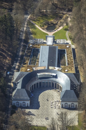 Aerial view, Wandelhalle An den Georg-Viktor-Quelle in Bad Wildungen in Hesse. Bad Wildungen, spa centre and state bath in the district of Waldeck-Frankenberg, North Hesse, Hesse, Germany, Bad Wildungen, DEU, Europe, birds-eyes view, aerial view, aerial photography, aerial photography, overview, overview, bird's eye view