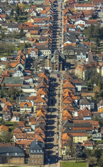 Aerial view, town church with church square and Bahnhofstraße, Große Allee, Eichenallee, Bad Arolsen, district Waldeck-Frankenberg, Hesse, Germany, DEU, Europe, birds-eyes view, aerial view, aerial photography, aerial photography, overview, bird's eye view, oak trees, street trees
