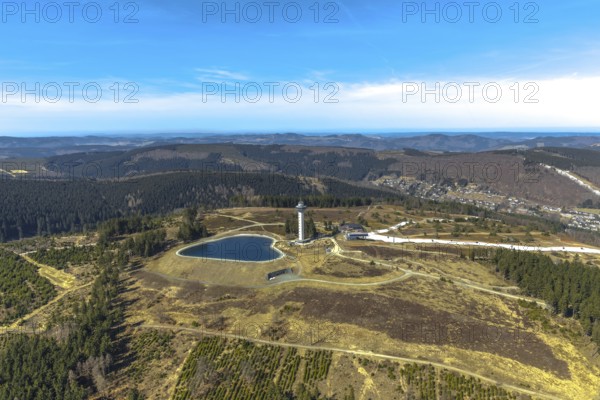 Aerial view, Ettelsberg with Ettelsturm, Hochheideturm, Ettelsberg-See, Siggis Hütte, cosy mountain inn at the cable car stop, in Willingen in Hesse. Willingen (Upland), district Waldeck-Frankenberg in Hesse, Hesse, Germany, Willingen (Upland), DEU, Europe, birds-eyes view, aerial view, aerial photography, aerial photography, overview, overview, bird's eye view