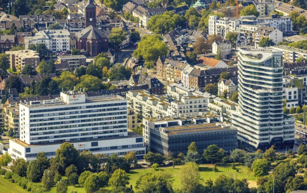 Aerial view, high-rise building The Zipper Hotel and Apartments, Schön Klinik Krankenhaus, Heerdt, Düsseldorf, Ruhr area, North Rhine-Westphalia, Germany, DE, Europe, gastronomy, health care, hospital, hotel, hotel complex, hotel business, clinic, hospital, hospital, aerial photograph, aerial photography, aerial photography, medical facility, medical aid, overview, bird's eye view, bird's eye view, overview, medical care