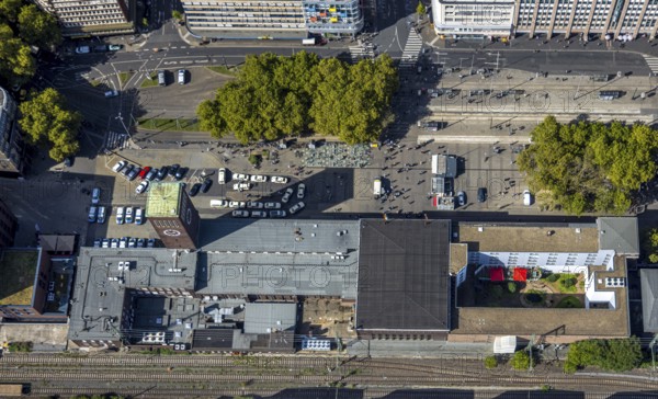 Aerial view, station building, station forecourt, main station, Konrad-Adenauer-Platz, city centre, Düsseldorf, Ruhr area, North Rhine-Westphalia, Germany, DE, Europe, aerial view, aerial photography, aerial photography, overview, bird's-eye view, overview