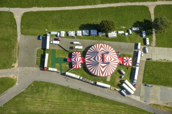 Aerial view, Rheinwiesen Oberkassel with circus tent Waterland, Oberkassel, Düsseldorf, Ruhr area, North Rhine-Westphalia, Germany, DE, Europe, aerial view, aerial photography, aerial photography, overview, bird's eye view, circus, birds-eyes view, overview