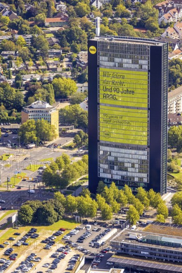 Aerial view, ARAG high-rise office building, slogan We celebrate the law and 90 years of ARAG, Düsseltal, Düsseldorf, Ruhr area, North Rhine-Westphalia, Germany, DE, Europe, commercial enterprise, commercial space, commercial area, commercial property, commercial location, commercial use, aerial photograph, aerial photography, aerial photography, overview, bird's-eye view, overview