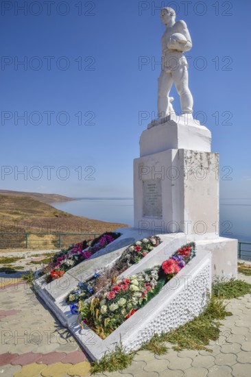 Monument to fallen soldiers in World War II. Veselovka, Russia