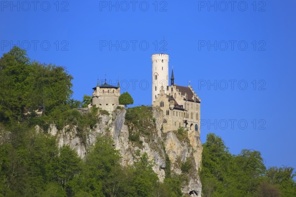 Lichtenstein Castle, fairytale castle of Württemberg, romantic fairytale castle on the eaves of the Swabian Alb, historicism, architecture, new building 1840-1842, according to plans by the architect Carl Alexander Heideloff, 19th century, Honau, municipality of Lichtenstein, Baden-Württemberg, Germany