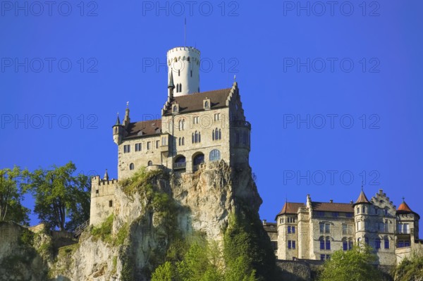 Lichtenstein Castle, fairytale castle of Württemberg, romantic fairytale castle on the eaves of the Swabian Alb, historicism, architecture, new building 1840-1842, according to plans by the architect Carl Alexander Heideloff, 19th century, Honau, municipality of Lichtenstein, Baden-Württemberg, Germany