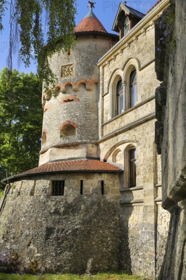 Lichtenstein Castle, fairytale castle of Württemberg, romantic fairytale castle on the eaves of the Swabian Alb, historicism, architecture, new building 1840-1842, according to plans by the architect Carl Alexander Heideloff, 19th century, Honau, municipality of Lichtenstein, Baden-Württemberg, Germany