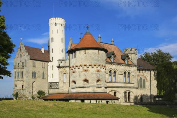 Lichtenstein Castle, Mathildenturm, fairytale castle of Württemberg, romantic fairytale castle on the eaves of the Swabian Alb, historicism, architecture, new building 1840-1842, according to plans by the architect Carl Alexander Heideloff, 19th century, Honau, municipality of Lichtenstein, Baden-Württemberg, Germany