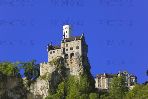 Lichtenstein Castle, fairytale castle of Württemberg, romantic fairytale castle on the eaves of the Swabian Alb, historicism, architecture, new building 1840-1842, according to plans by the architect Carl Alexander Heideloff, 19th century, Honau, municipality of Lichtenstein, Baden-Württemberg, Germany