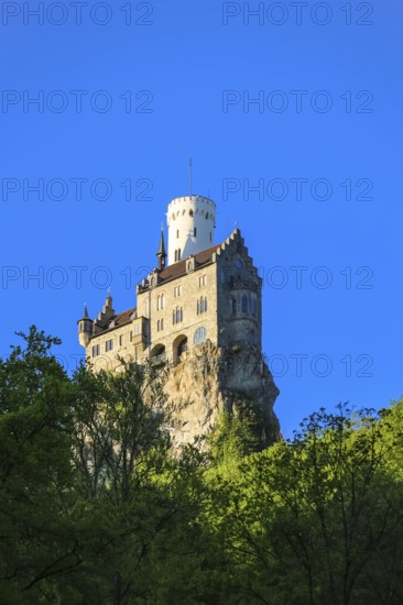 Lichtenstein Castle, fairytale castle of Württemberg, romantic fairytale castle on the eaves of the Swabian Alb, historicism, architecture, new building 1840-1842, according to plans by the architect Carl Alexander Heideloff, 19th century, Honau, municipality of Lichtenstein, Baden-Württemberg, Germany