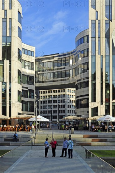 Kö-Bogen, modern architecture in urban renewal project, Düsseldorf, Rhineland, North Rhine-Westphalia, North Rhine-Westphalia, Germany