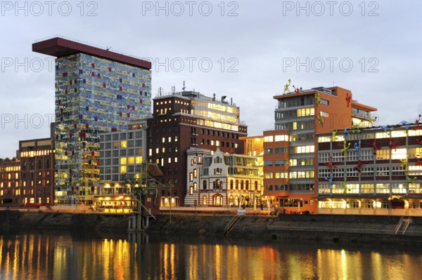 Modern architecture at the commercial harbour, Medienhafen, Düsseldorf, Rhineland, North Rhine-Westphalia, North Rhine-Westphalia, Germany