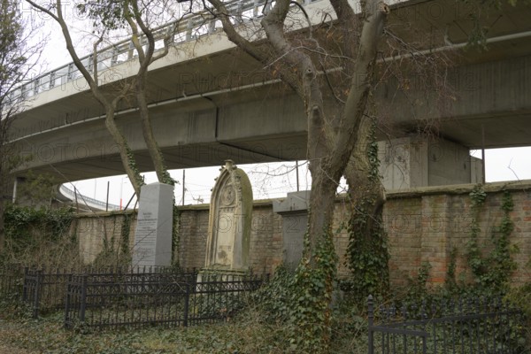 Sankt Marx cemetery, old graves, motorway, Vienna