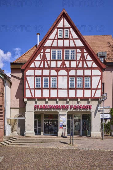 Starkenburg Passage, shopping centre, entrance with stairs, cobblestones, pedestrian zone, half-timbered houses, blue sky, cumulus clouds, Friedrichstraße, Heppenheim, Odenwald, Bergstraße district, Hesse, Germany