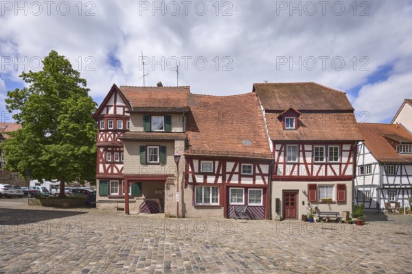 Old town, historic half-timbered houses, buildings, pointed roof with red roof tiles, cobblestone square, blue sky, cumulus clouds, Amtsgasse, Heppenheim, Odenwald, Bergstrasse district, Hesse, Germany