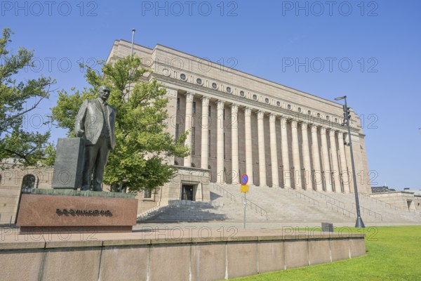 Sculpture Pehr Evind Svinhufvud, National Parliament, Eduskuntatalo Parliament Building, Mannerheimintie, Helsinki, Finland