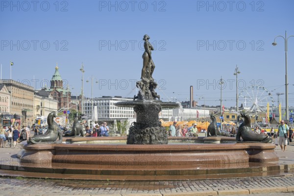 Havis Amanda statue and fountain, Kauppatori, Old Town, Helsinki, Finland
