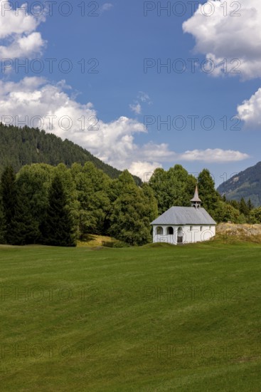 Caplutta S. Leci, chapel in the Surselva, Tujetsch, Sedrun, Graubünden, Switzerland
