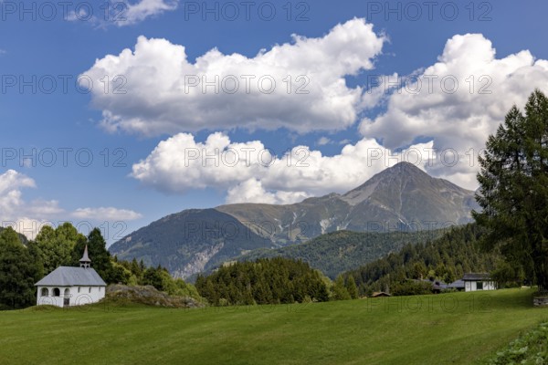Caplutta S. Leci, chapel in the Surselva, Tujetsch, Sedrun, Graubünden, Switzerland