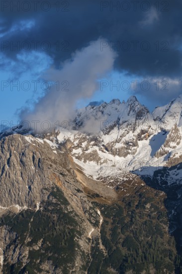 Atmospheric detailed view of the Sorapis mountain group in the evening light, Punta Sorapiss, Dolomites, South Tyrol, Italy