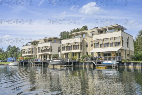 Residential buildings on Humboldt Island, Tegel harbour, Tegel, Reinickendorf, Berlin, Germany