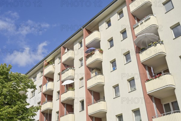 Residential building, Plattenbau, Badensche Straße, Schöneberg, Tempelhof-Schöneberg, Berlin, Germany