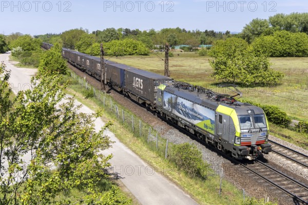 Goods train of the BLS Cargo railway on the Mannheim-Rastatt line in Wiesental, Germany