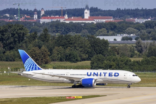 A Boeing 787-8 Dreamliner aircraft of United Airlines with the registration number N27903 at Munich Airport, Germany