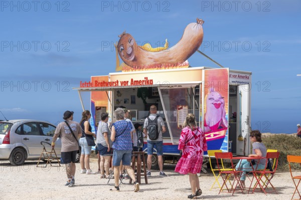 Snack bar, last sausage in front of America, at the Cabo de São Vicente lighthouse, at the Cape Cabo de São Vicente, south-west tip of the European mainland, rocky coast, steep coast in the south-west of the Algarve, Portugal