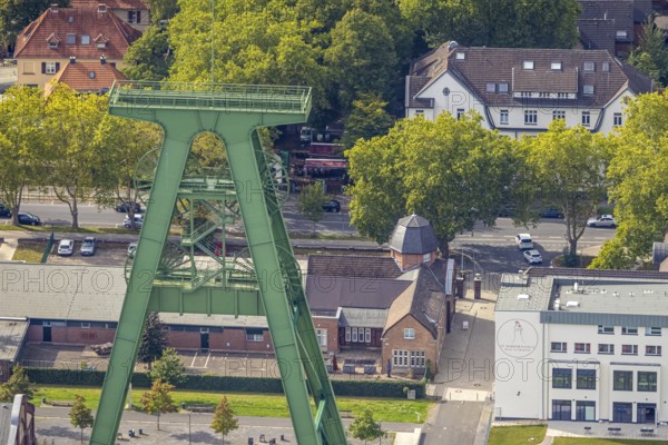 Aerial view, Bergpark Lohberg creative quarter, former colliery site and landscaping, winding tower, Oberlohberg, Dinslaken, Ruhr area, North Rhine-Westphalia, Germany, DE, Europe, Hanseatic city, creative quarter, aerial view, aerial photography, aerial photography, Lower Rhine, tower, overview, bird's eye view, colliery, birds-eyes view, former colliery, overview