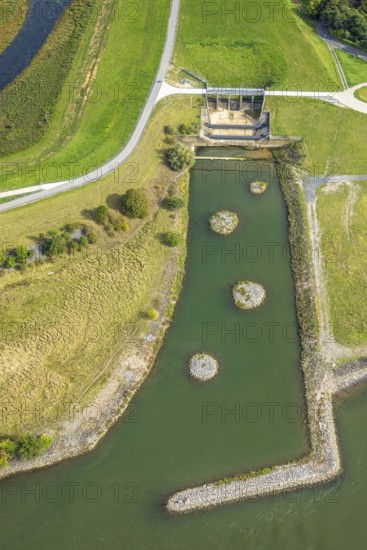 Aerial view, Old Emscher estuary Emscher renaturalisation river Emscher, Eppinghoven, Dinslaken, Ruhr area, North Rhine-Westphalia, Germany, DE, Emscher renaturalisation, Europe, Hanseatic city, aerial view, aerial photography, aerial photography, Lower Rhine, overview, bird's-eye view, overview