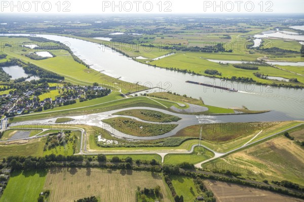 Aerial view, Emscher renaturalisation river Emscher, new Emscher estuary city border Dinslaken/Voerde with Emscher delta and river Rhine, next to it the old Emscher estuary, Eppinghoven, Dinslaken, Ruhr area, North Rhine-Westphalia, Germany, DE, Emscher renaturalisation, Europe, Hanseatic city, aerial view, aerial photography, aerial photography, Lower Rhine, overview, bird's-eye view, overview