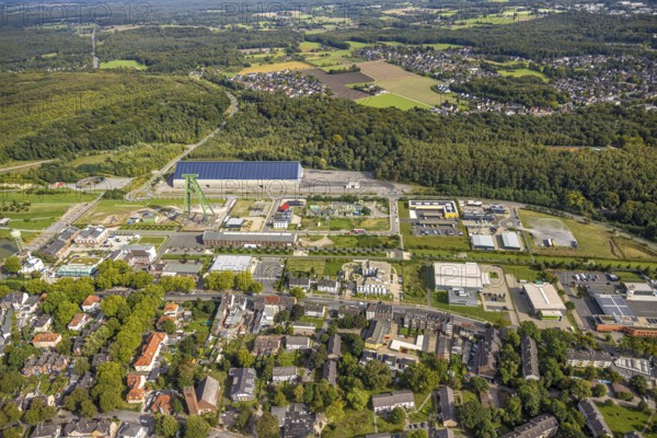 Aerial view, Bergpark Lohberg creative quarter, former colliery site and landscaping, winding tower, Oberlohberg, Dinslaken, Ruhr area, North Rhine-Westphalia, Germany, DE, Europe, Hanseatic city, creative quarter, aerial view, aerial photography, aerial photography, Lower Rhine, tower, overview, bird's eye view, colliery, birds-eyes view, former colliery, overview