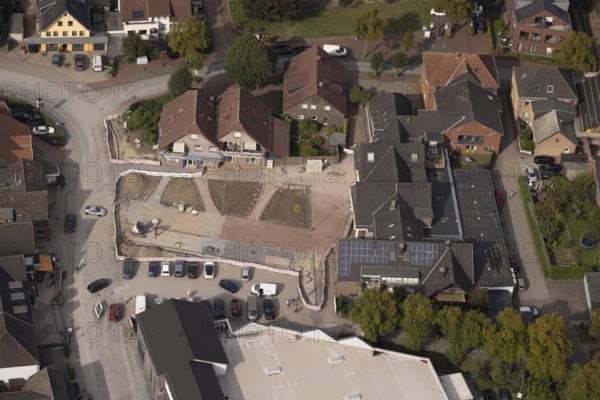 Aerial view, construction site and reconstruction Am Marktplatz, Hünxe, Ruhr area, North Rhine-Westphalia, Germany, construction work, construction area, construction site, building plots, construction project, construction site, DE, Europe, aerial view, aerial photography, aerial photography, Lower Rhine, overview, bird's-eye view, overview