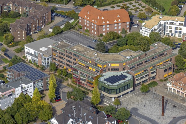Aerial view, Voerde town hall and town hall square, Voerde, Ruhr area, North Rhine-Westphalia, Germany, authority, DE, Europe, aerial view, aerial photography, aerial photography, Lower Rhine, overview, Voerde (Lower Rhine), bird's eye view, birds-eyes view, overview