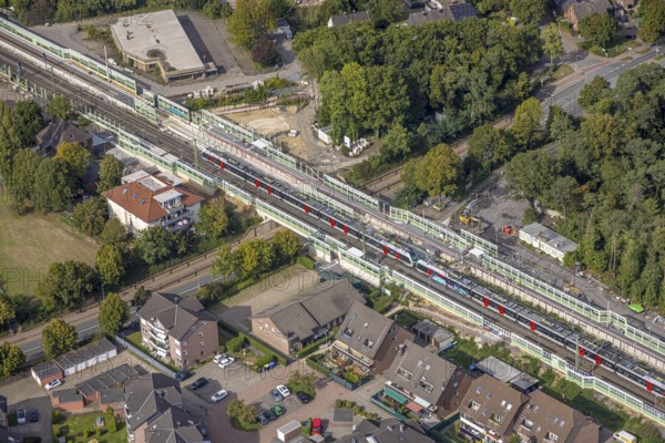 Aerial view, Voerde main station, construction site Steinstraße bridge, construction site pedestrian subway and Bahnhofstraße bridge, extension of the Betuweroute and Betuwe Line railway line, Voerde, Ruhr area, North Rhine-Westphalia, Germany, DE, Europe, aerial view, aerial photography, aerial photography, Lower Rhine, overview, Voerde (Lower Rhine), bird's-eye view, birds-eyes view, overview