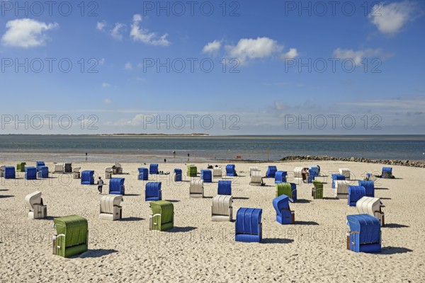 Guarded bathing beach at Utersum, Föhr, North Frisian Island, North Frisia, Schleswig-Holstein, Germany